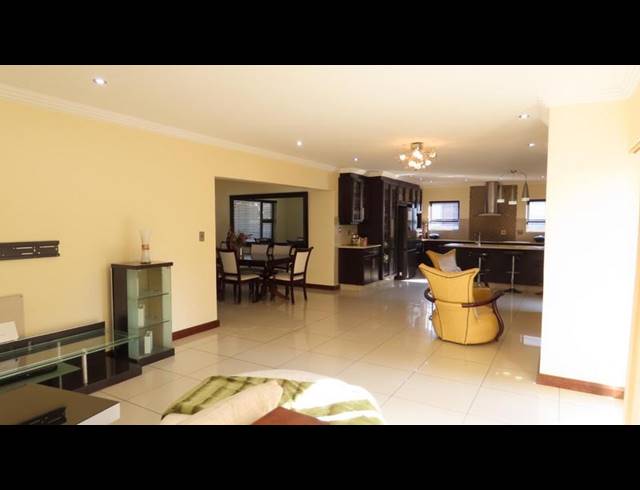 4 BEDROOM HOUSE FOR SALE IN MIDLANDS ESTATE